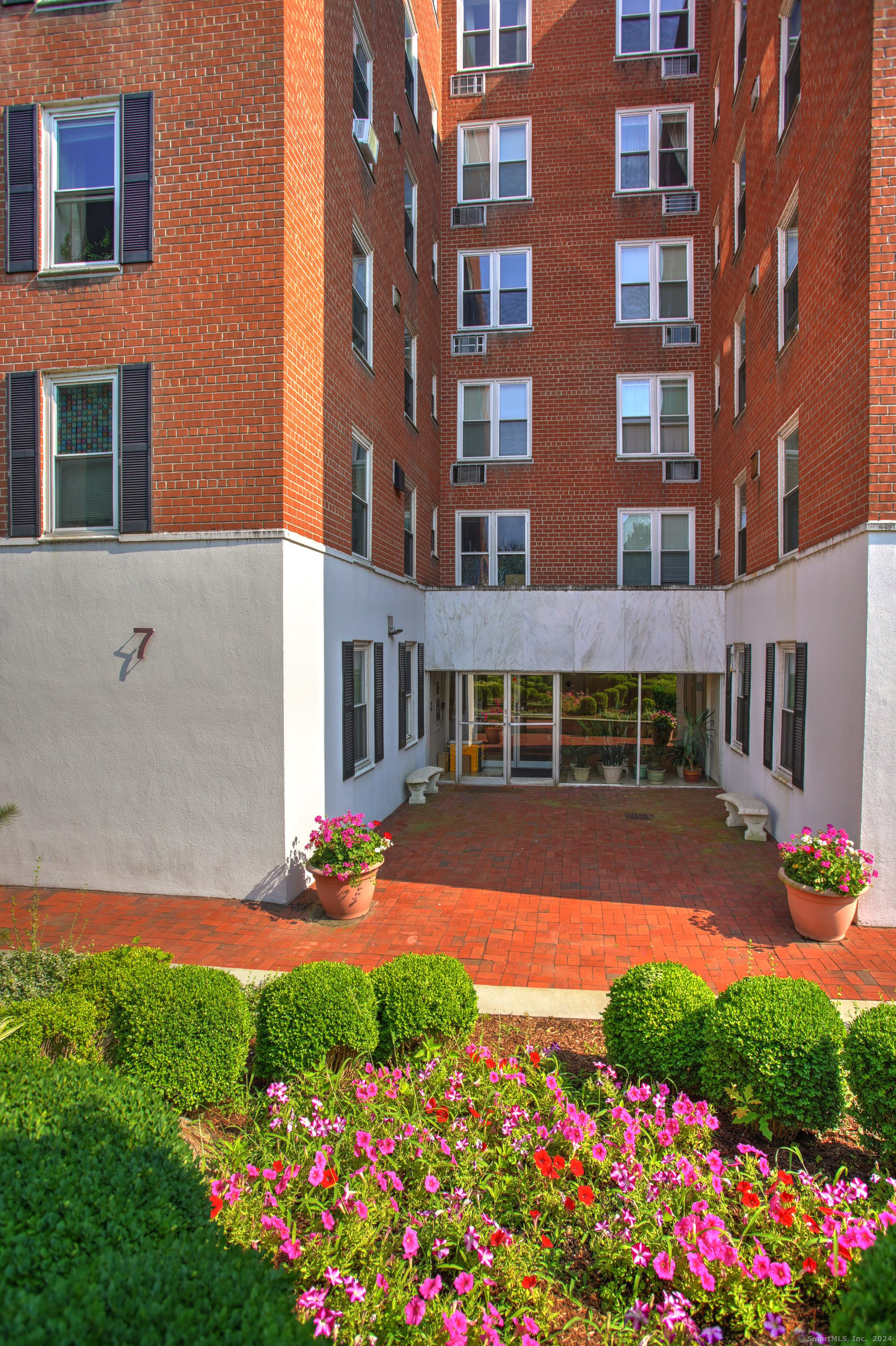 7 4th Street, Unit 5F Stamford, CT 06905 - Photo 23 of 33