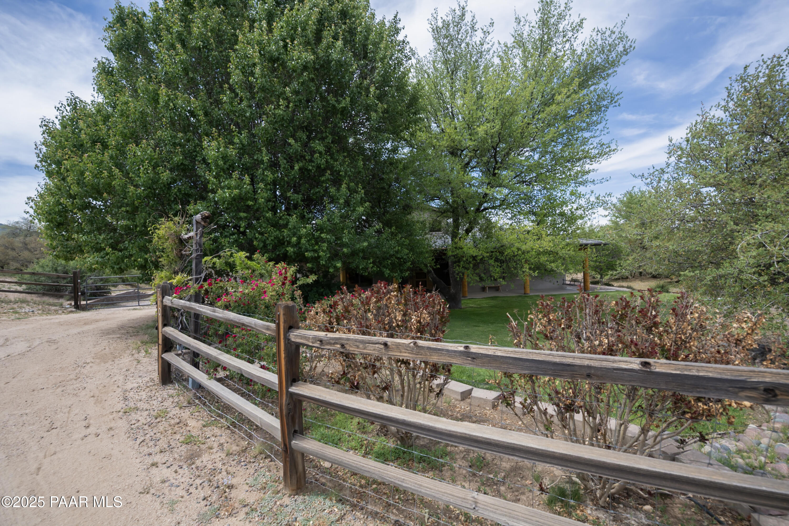 770 Grisby Road Skull Valley, AZ 86338 - Photo 3 of 58 01 Front Drive a