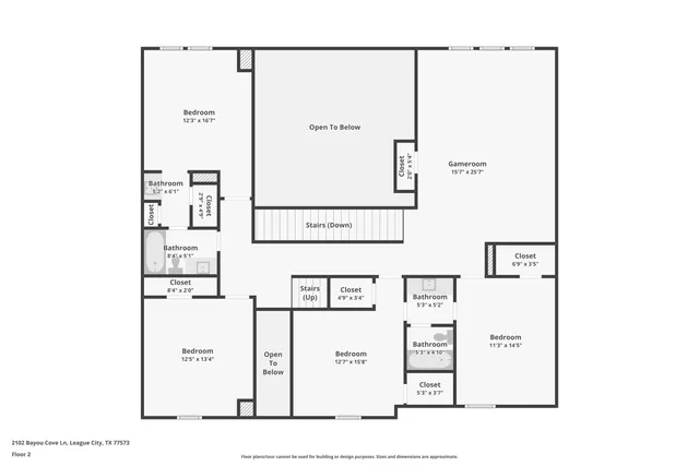 a view of outdoor space yard and porch