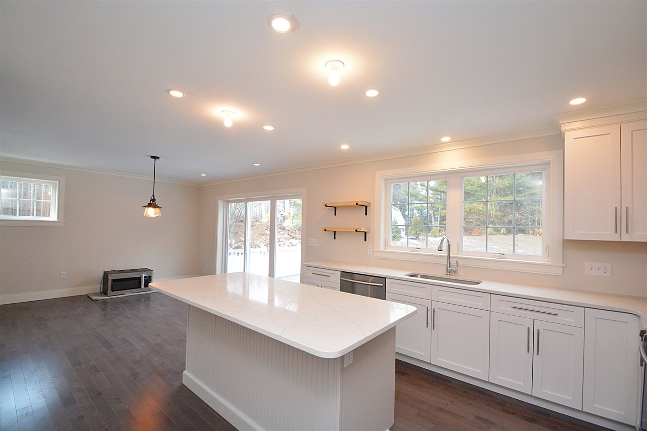 188 Watson Road, Unit 2 Dover, NH 03820 - Photo 3 of 40 Gallery Image 3