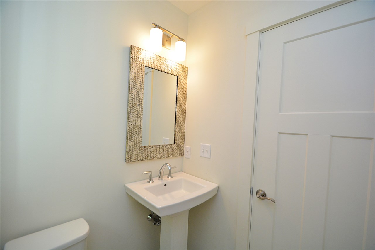 188 Watson Road, Unit 2 Dover, NH 03820 - Photo 36 of 40 Gallery Image 36