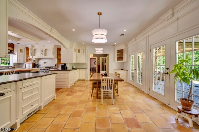 3 Laurel Lane Chester, NJ 07930 - Photo 12 of 50