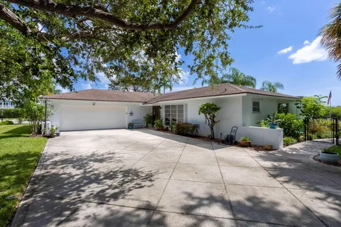 $5,600,000 | 207 Body Court, Jupiter, FL 33477