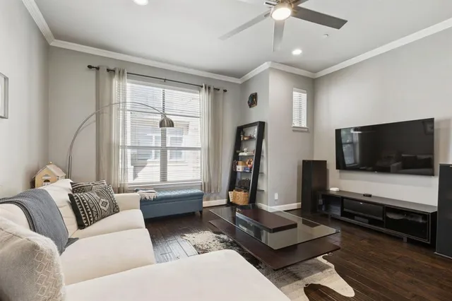 $435,000 | 722 East 1st Street, Fort Worth, TX 76102