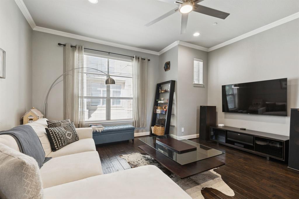 722 East 1st Street Fort Worth, TX 76102 - Photo 11 of 25