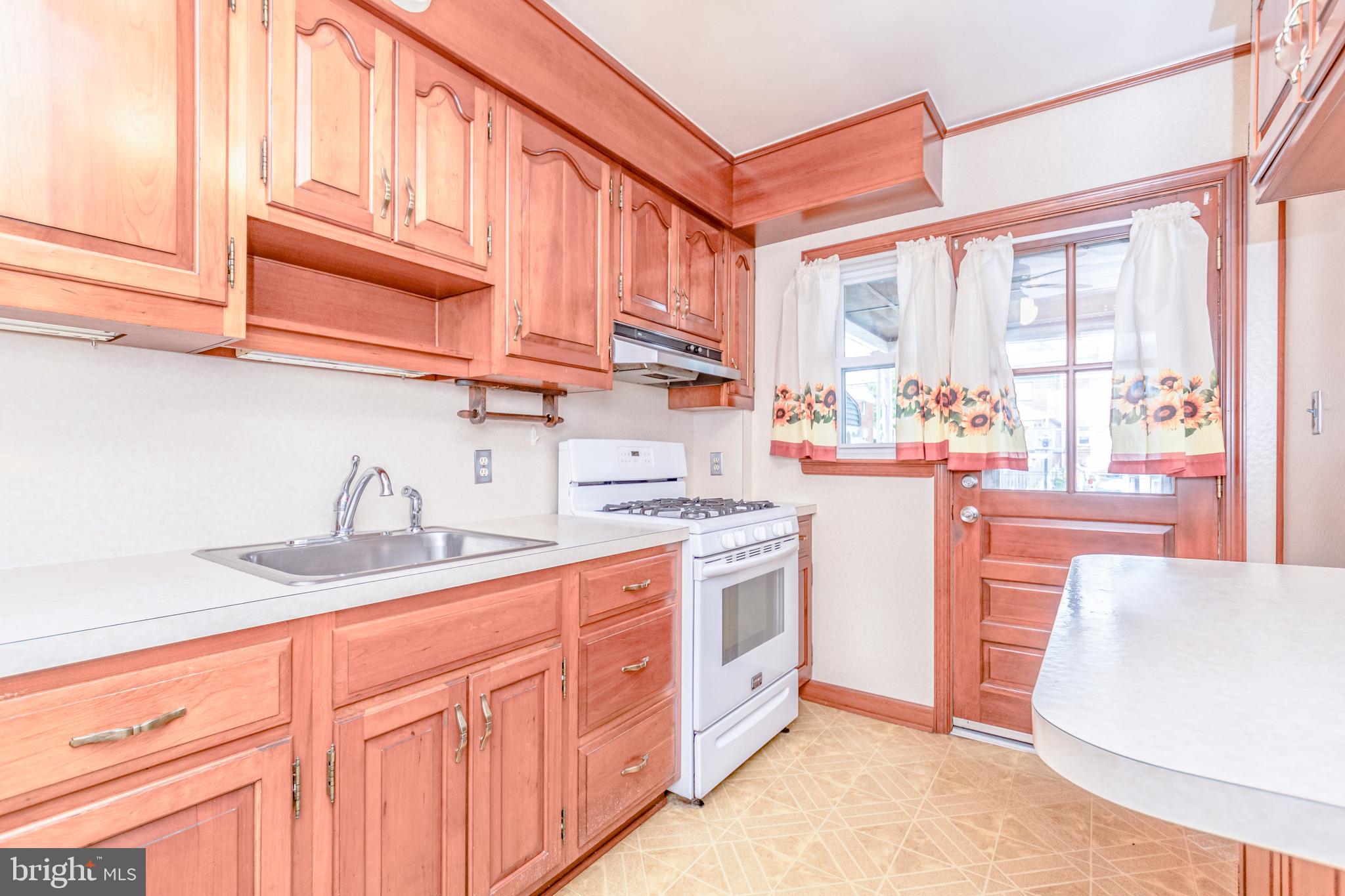 1920 Stanhope Road Baltimore, MD 21222 - Photo 19 of 52