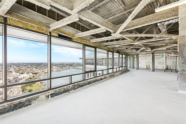 $6,900,000 | 2 Canal Street, Unit 3103, New Orleans, LA 70130