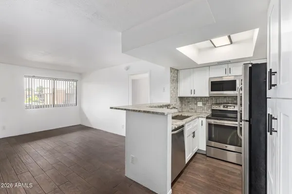 $175,000 | 3601 West Tierra Buena Lane, Unit 271, Phoenix, AZ 85053