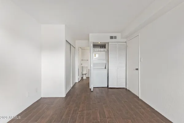 $175,000 | 3601 West Tierra Buena Lane, Unit 271, Phoenix, AZ 85053