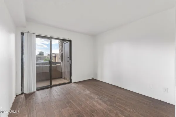 $175,000 | 3601 West Tierra Buena Lane, Unit 271, Phoenix, AZ 85053