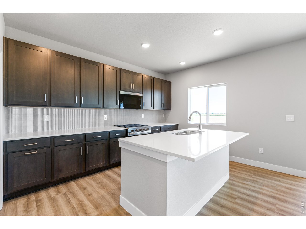 713 Muturu Road Johnstown, CO 80534 - Photo 5 of 21