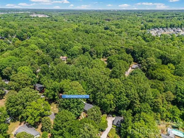 $500,000 | 204 Swamp Fox Drive, Fort Mill, SC 29715