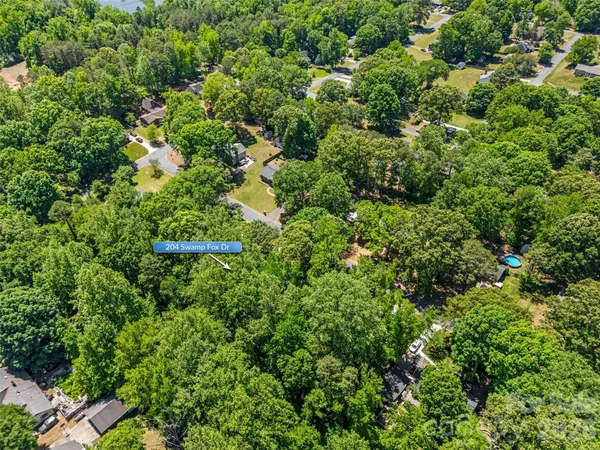 $500,000 | 204 Swamp Fox Drive, Fort Mill, SC 29715