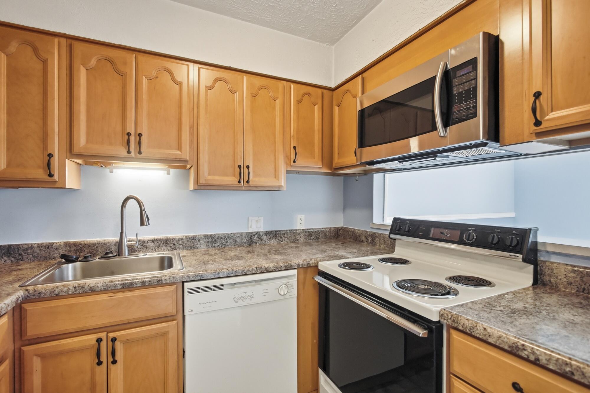 615 Villa Road, Unit B Springfield, OH 45503 - Photo 13 of 33 Gallery Image 13