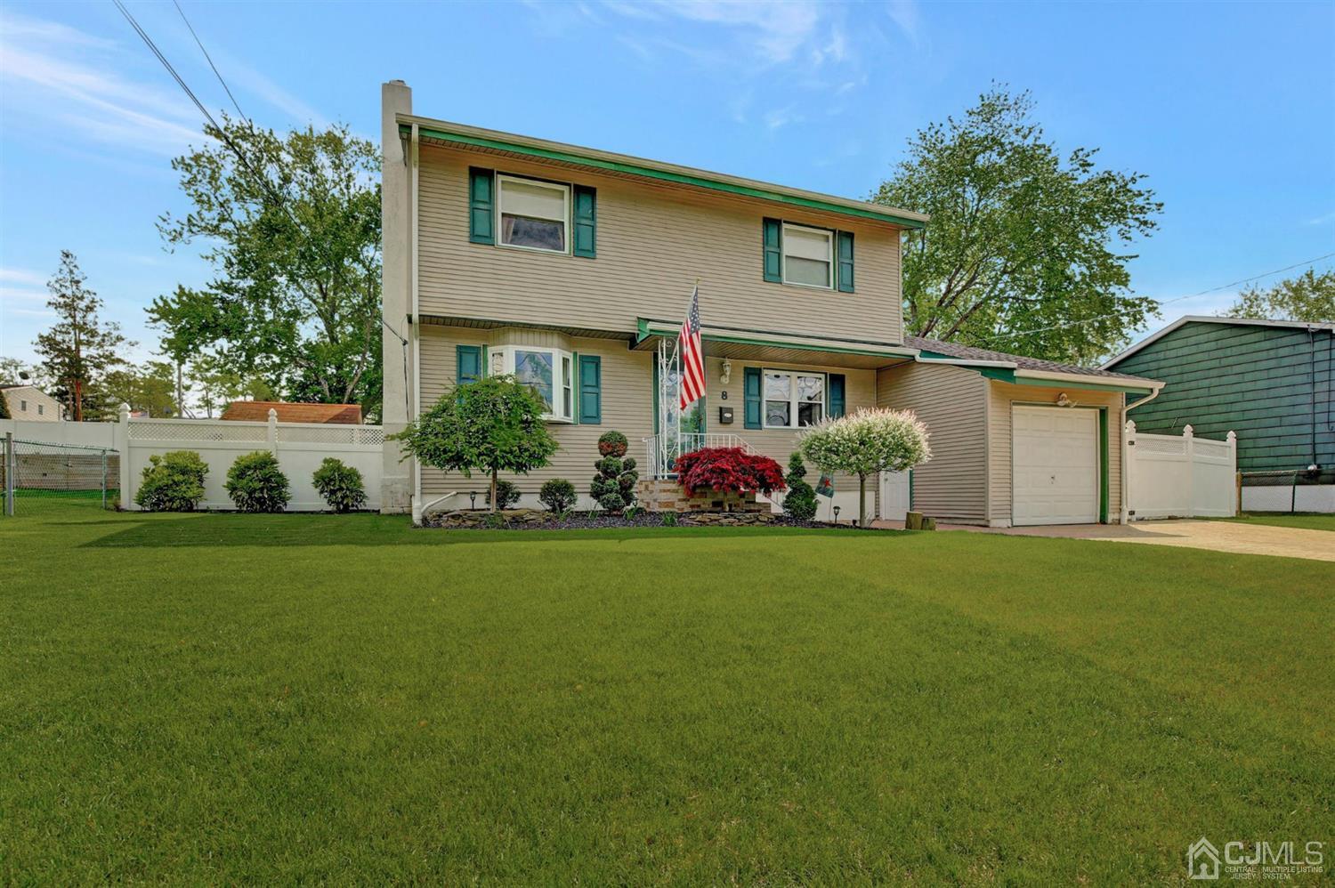8 Tompkins Road Old Bridge, NJ 08857 - Photo 3 of 29 Gallery Image 3