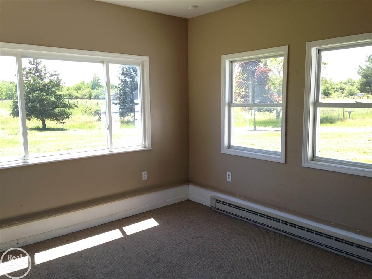 4138 Wellman Line Road Jeddo, MI 48032 - Photo 11 of 26 Gallery Image 11