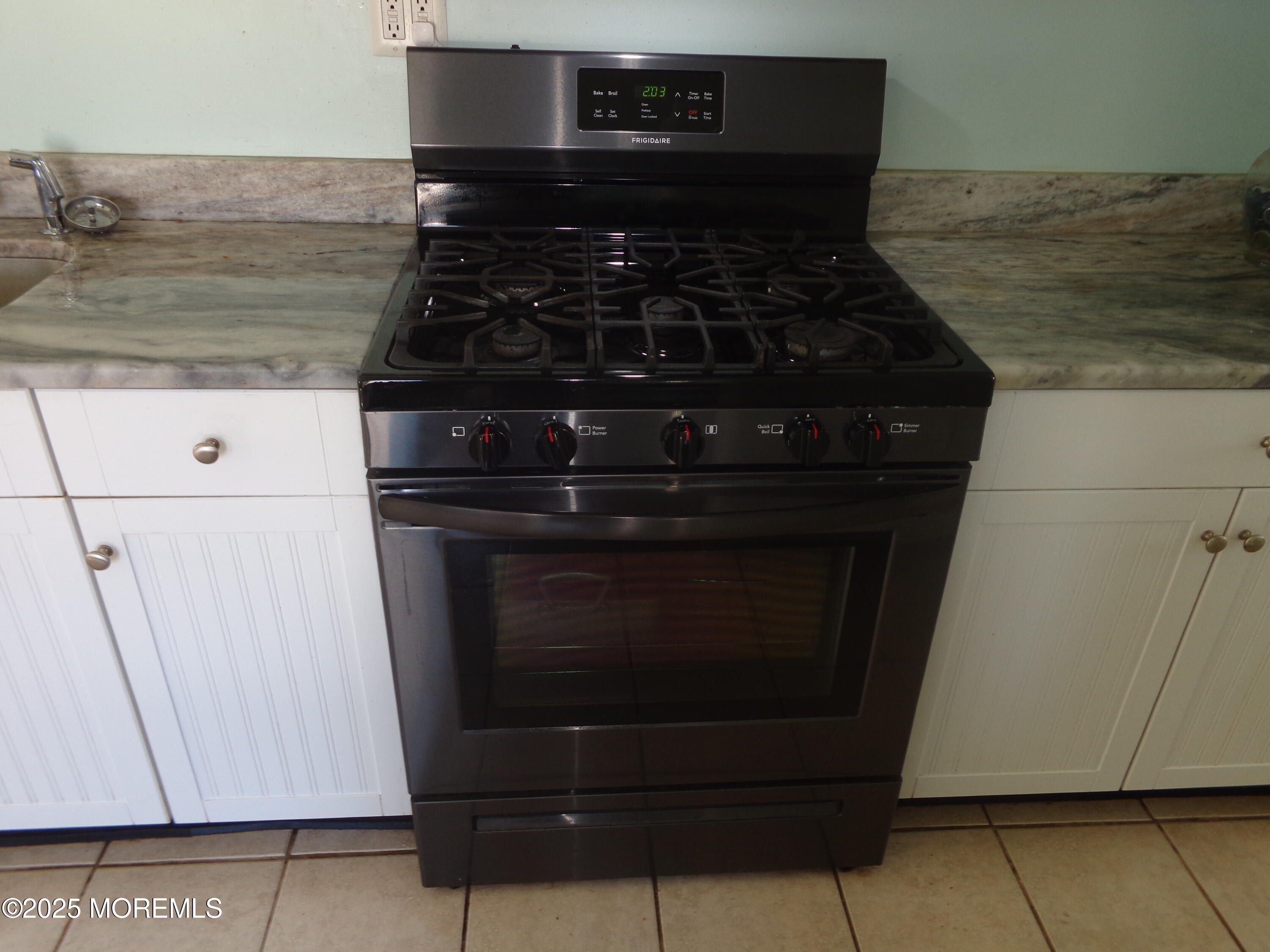 6 Spruce Street Waretown, NJ 08758 - Photo 4 of 10 DSC00608