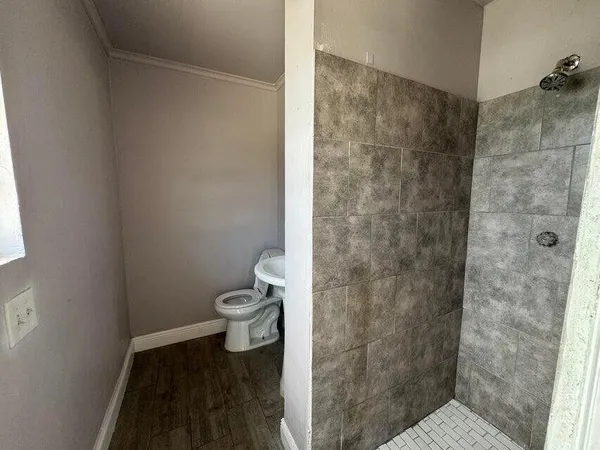 $3,200 | 611 53rd Street, West Palm Beach, FL 33407