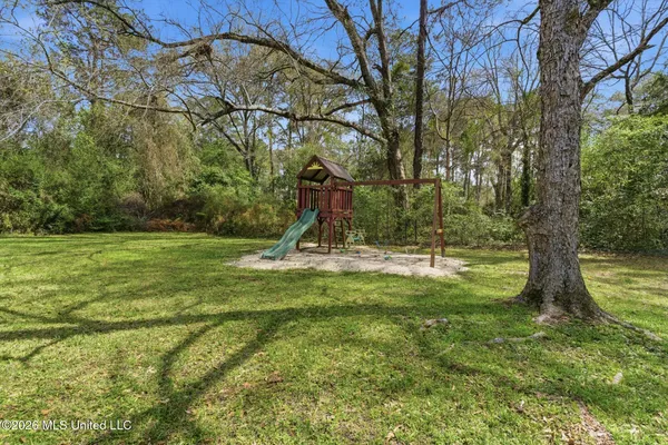 $269,000 | 1510 Hickory Bend, Columbia, MS 39429