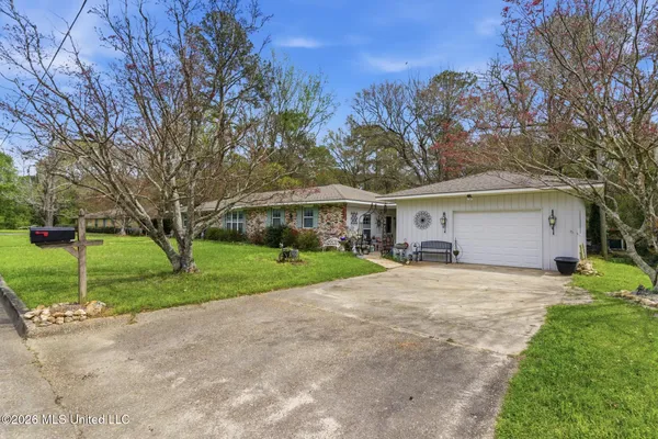 $269,000 | 1510 Hickory Bend, Columbia, MS 39429