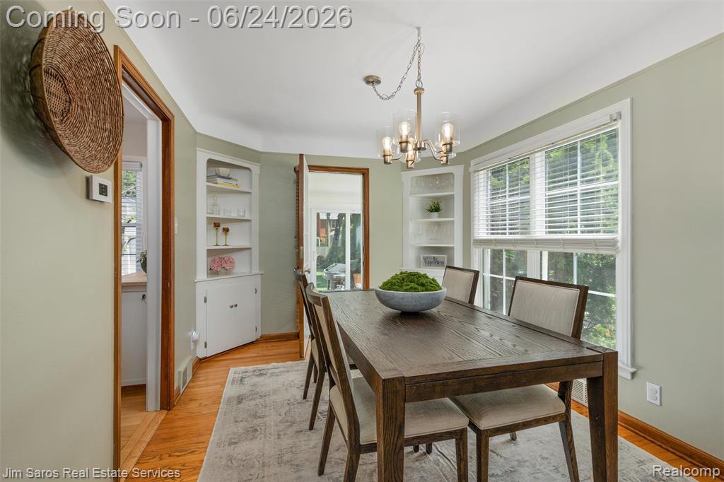461 Allard Road Grosse Pointe, MI 48236 - Photo 8 of 38