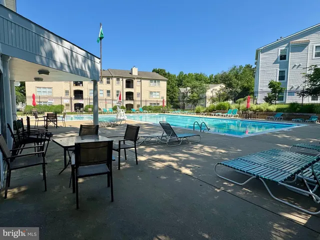 $220,000 | 10 Sandstone Court, Annapolis, MD 21403