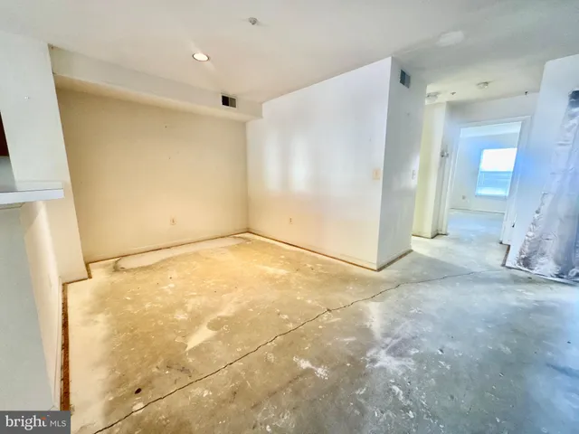 $220,000 | 10 Sandstone Court, Annapolis, MD 21403