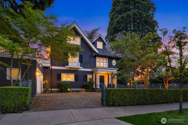 $5,295,000 | 1617 Federal Avenue East, Seattle, WA 98102