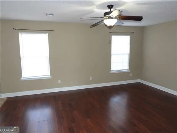 $2,200 | 146 Grandview Drive, Hinesville, GA 31313