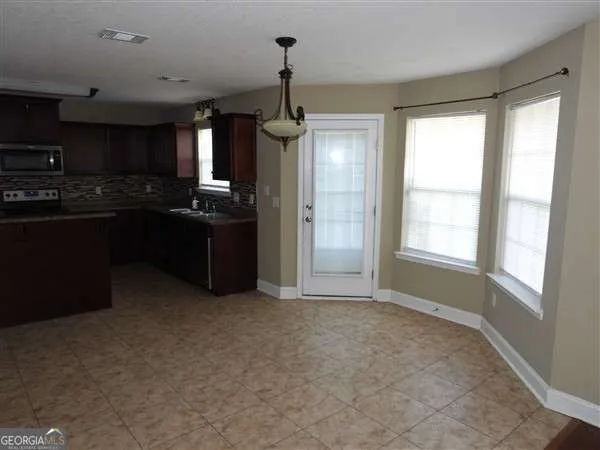 $2,200 | 146 Grandview Drive, Hinesville, GA 31313