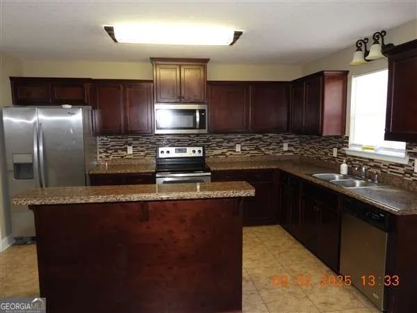 $2,200 | 146 Grandview Drive, Hinesville, GA 31313