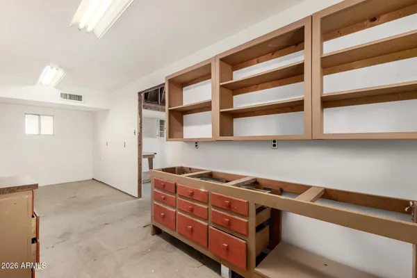 a front view of house with yard and entertaining space