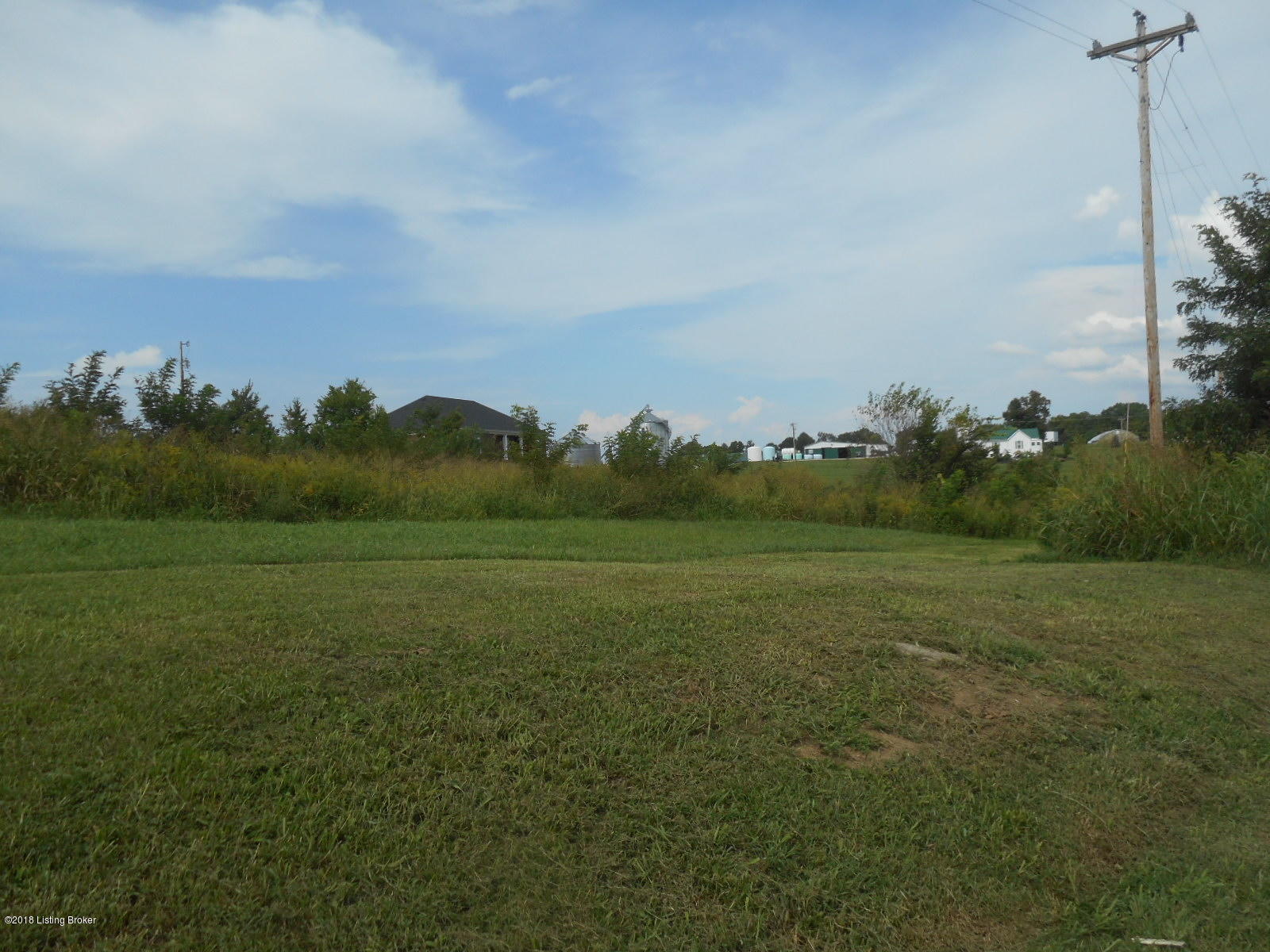 825 Figgs Store Road Shelbyville, KY 40065 - Photo 3 of 10 DSCN2365