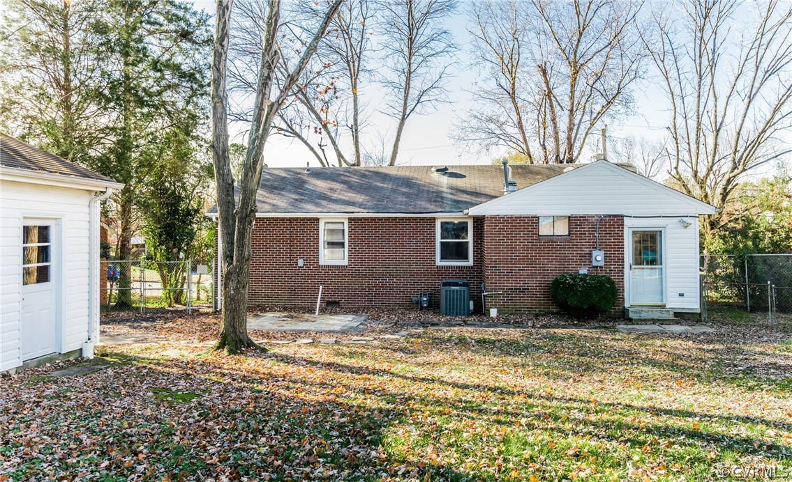 608 Fairlie Road Colonial Heights, VA 23834 - Photo 13 of 50 Gallery Image 13