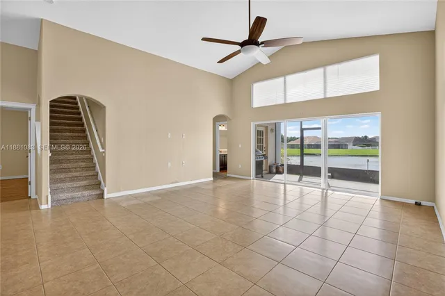 $374,900 | 6721 Sparkling Way, Wesley Chapel, FL 33545