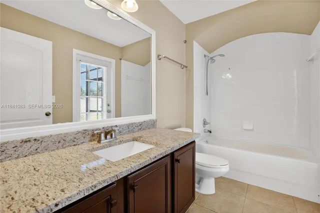 $374,900 | 6721 Sparkling Way, Wesley Chapel, FL 33545