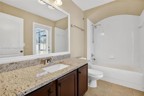 $374,900 | 6721 Sparkling Way, Wesley Chapel, FL 33545
