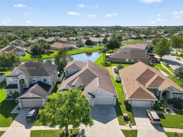 $374,900 | 6721 Sparkling Way, Wesley Chapel, FL 33545