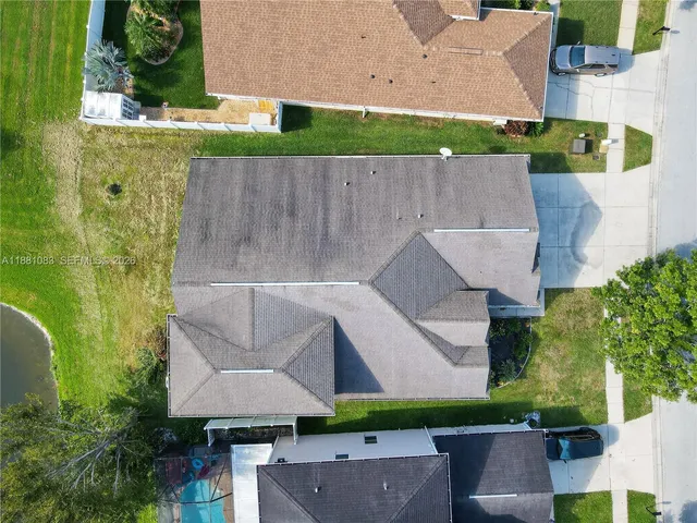 $374,900 | 6721 Sparkling Way, Wesley Chapel, FL 33545