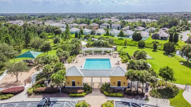 $374,900 | 6721 Sparkling Way, Wesley Chapel, FL 33545