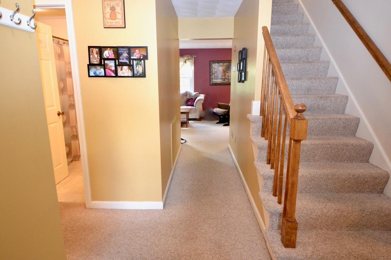 29 Villager Road Chester, NH 03036 - Photo 17 of 27