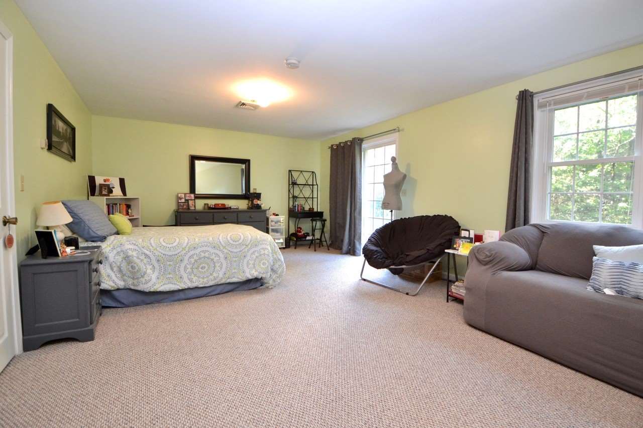 29 Villager Road Chester, NH 03036 - Photo 25 of 27