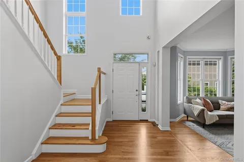 $1,195,000 | 65 Eldorado Court, White Plains, NY 10603