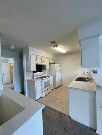 $1,570 | 2 A Thunderbird Drive, Panorama Village, TX 77304