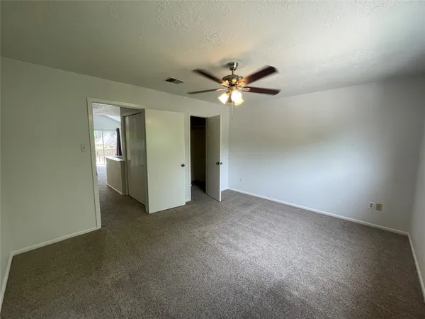 $1,570 | 2 A Thunderbird Drive, Panorama Village, TX 77304