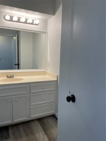 $1,570 | 2 A Thunderbird Drive, Panorama Village, TX 77304
