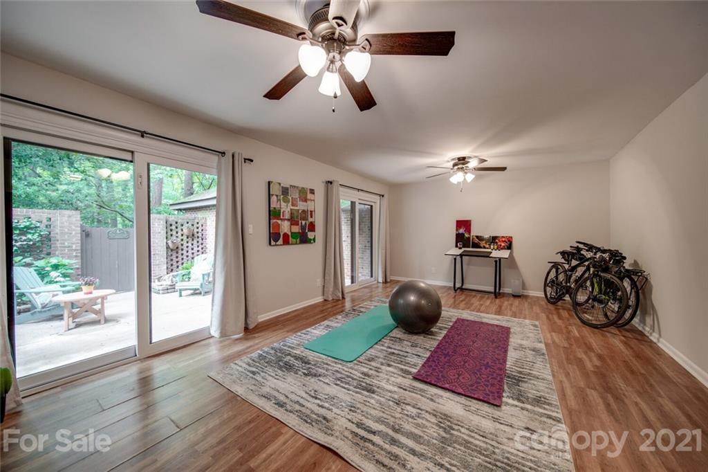 5807 Sharon Road, Unit J Charlotte, NC 28210 - Photo 40 of 47 Gallery Image 40