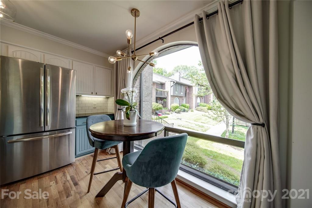 5807 Sharon Road, Unit J Charlotte, NC 28210 - Photo 7 of 47 Gallery Image 7