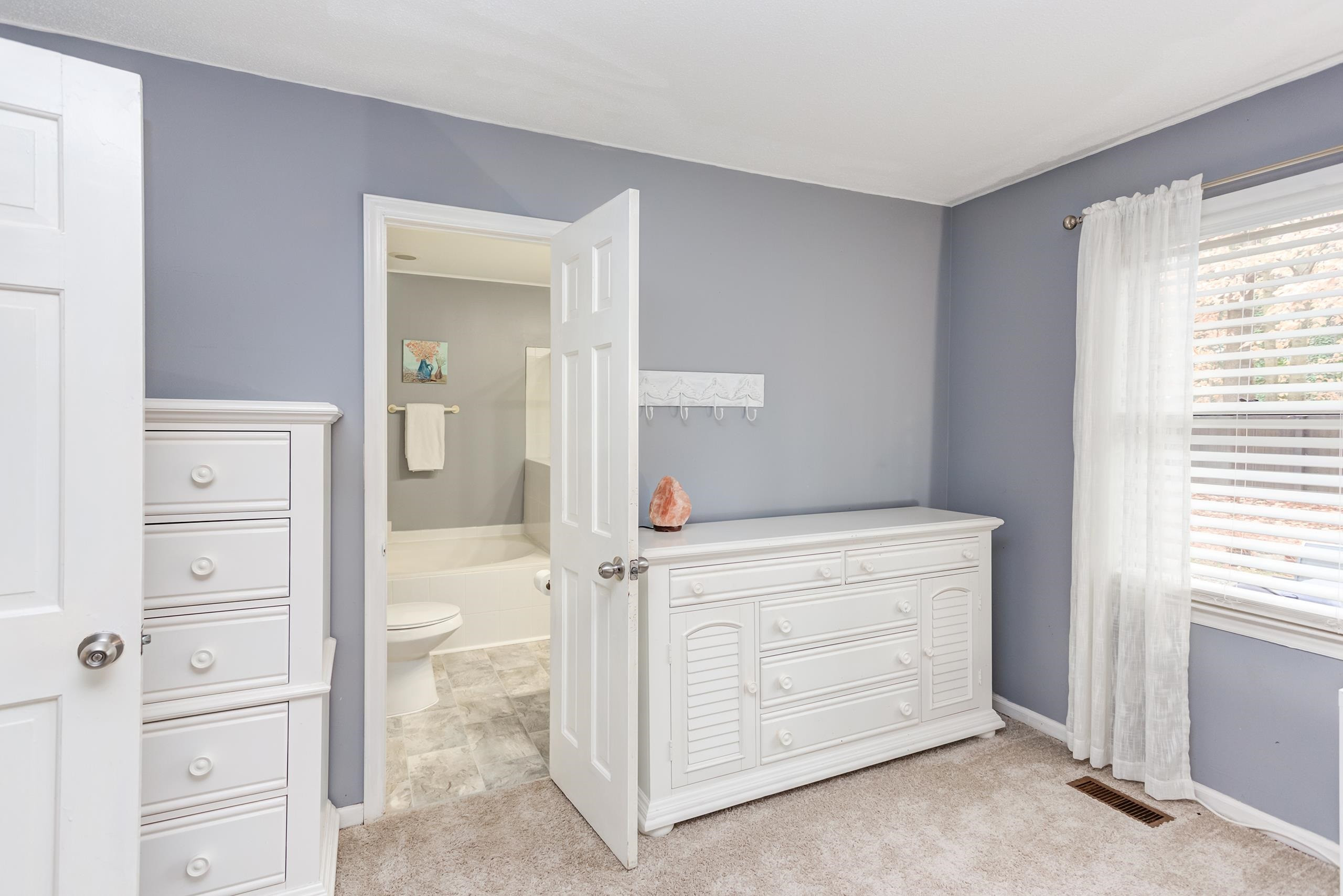 3924 Maplefield Drive Raleigh, NC 27613 - Photo 19 of 33 Photo 19