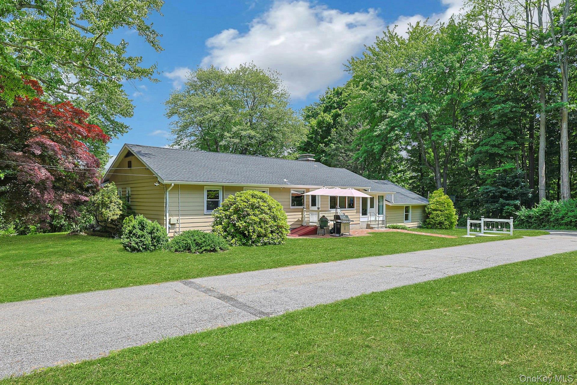 3 Meadow Park Road Baldwin Place, NY 10505 - Photo 29 of 36